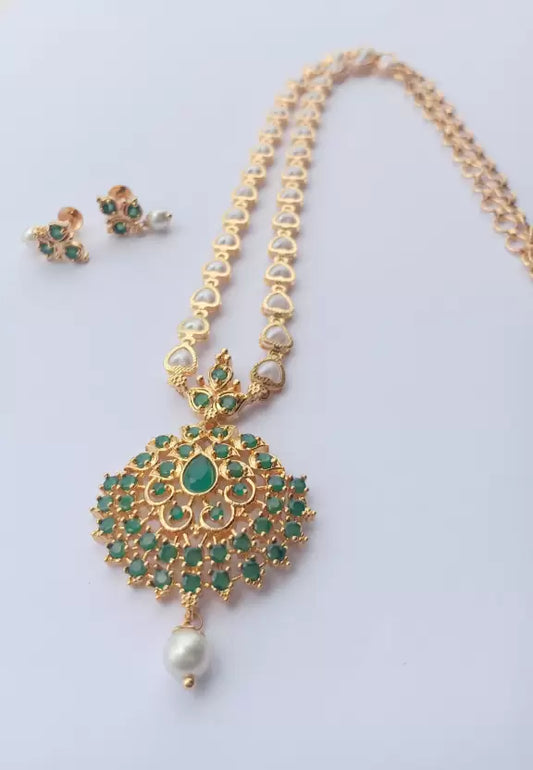 Alloy Gold-plated Green Jewel Set (Pack of 1)