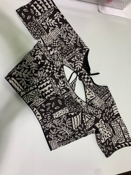 Black and white printed cotton blouse