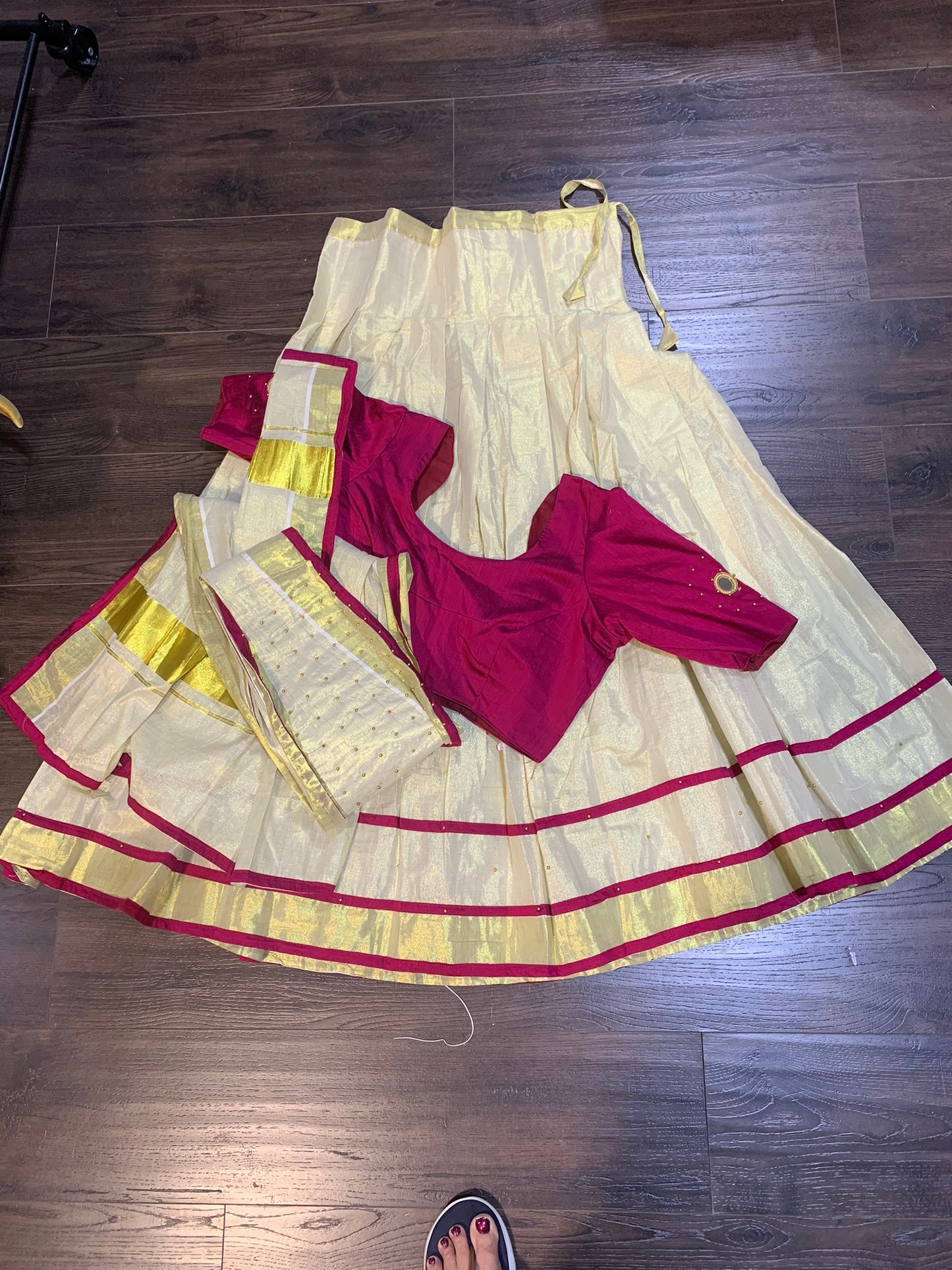 Kerala traditional  ready made davani set