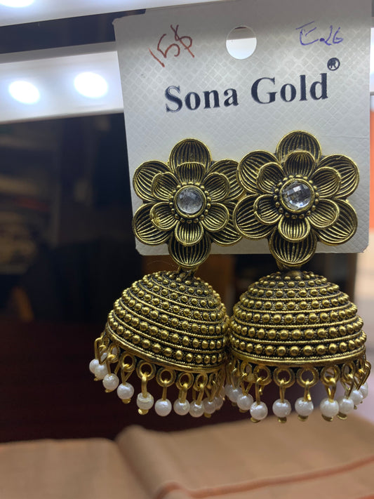 Gold copper floral jhumka earring