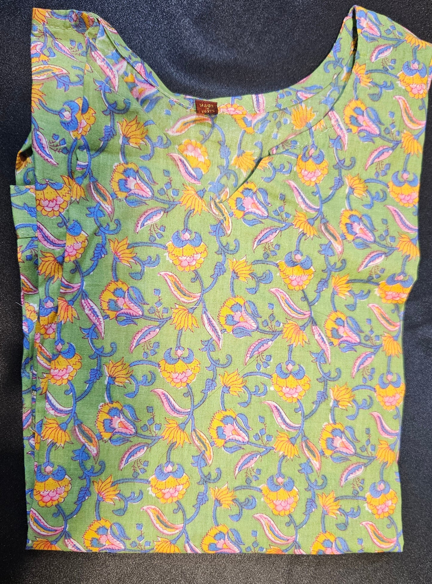 Pure cotton printed short top