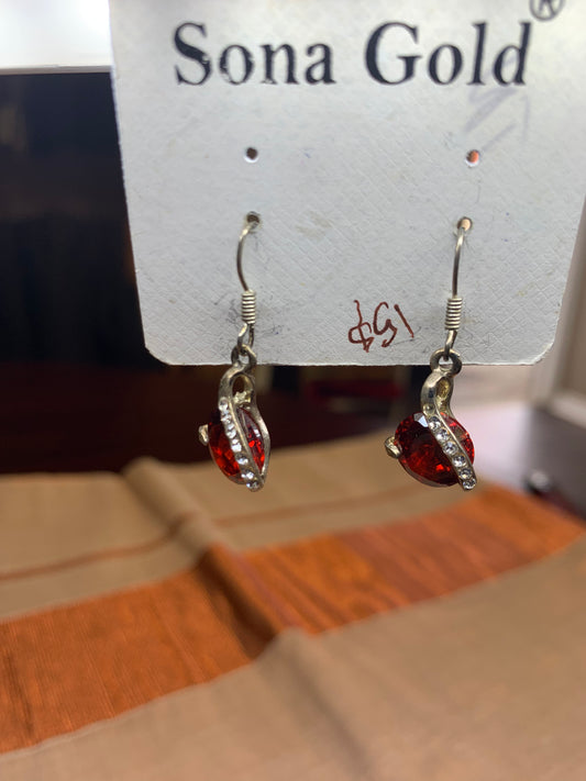 Red crystal small hanging earring