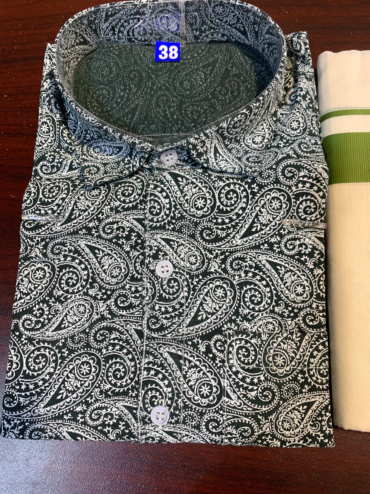 Men’s dark green printed shirts