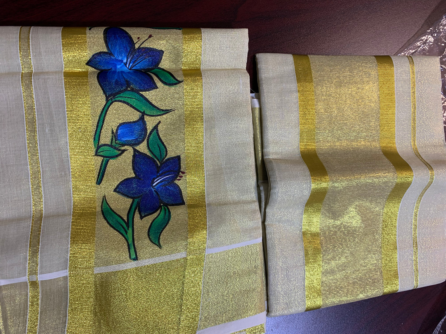 Hand painted settu mundu