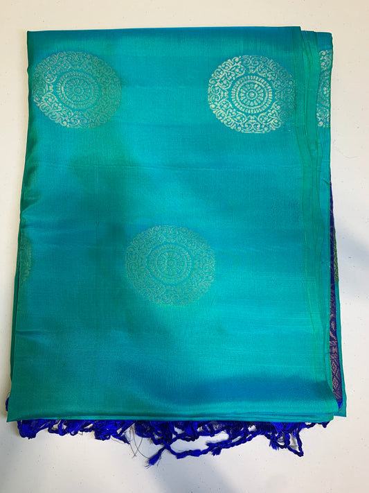 Peacock colour Pure Kanchipuram Silk Saree(unstitched blouse)