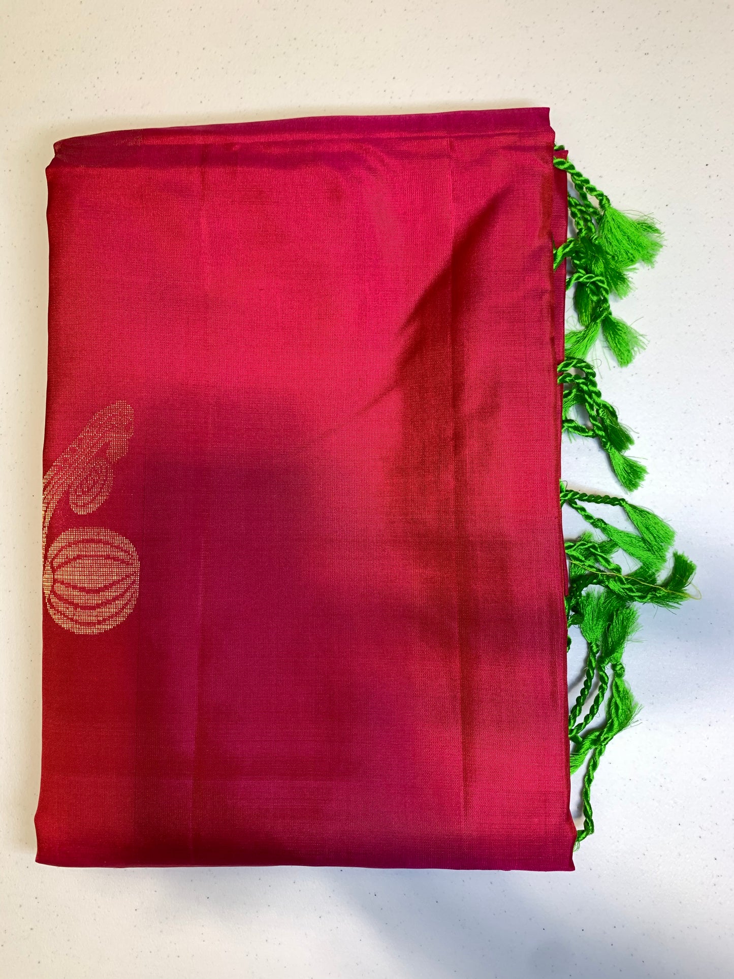 Red- light green Pure Kanchipuram Silk Saree(unstitched blouse)