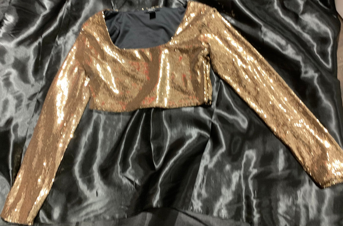 Ladies dance top in golden sequence material