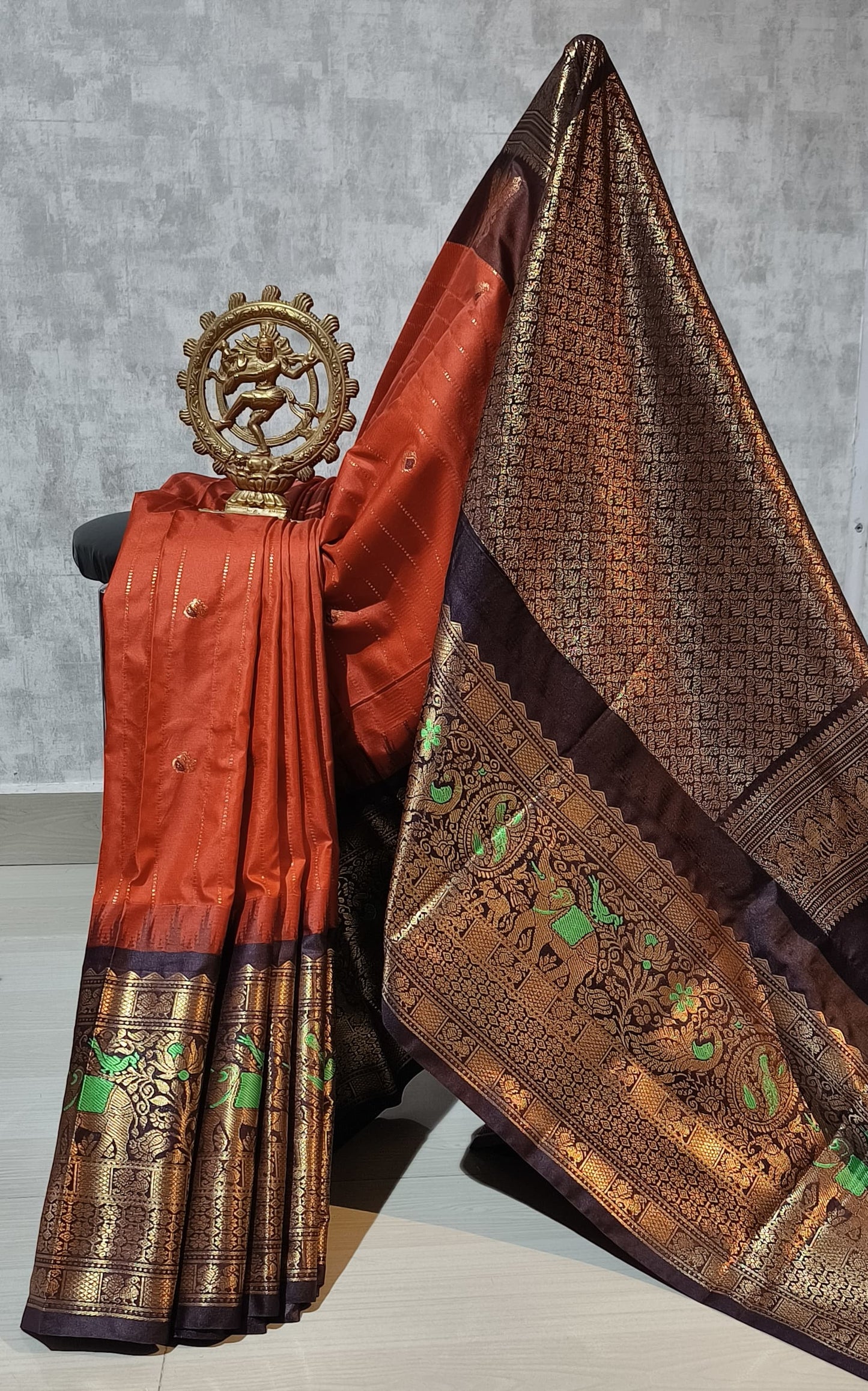 Premium quality Gadwal saree