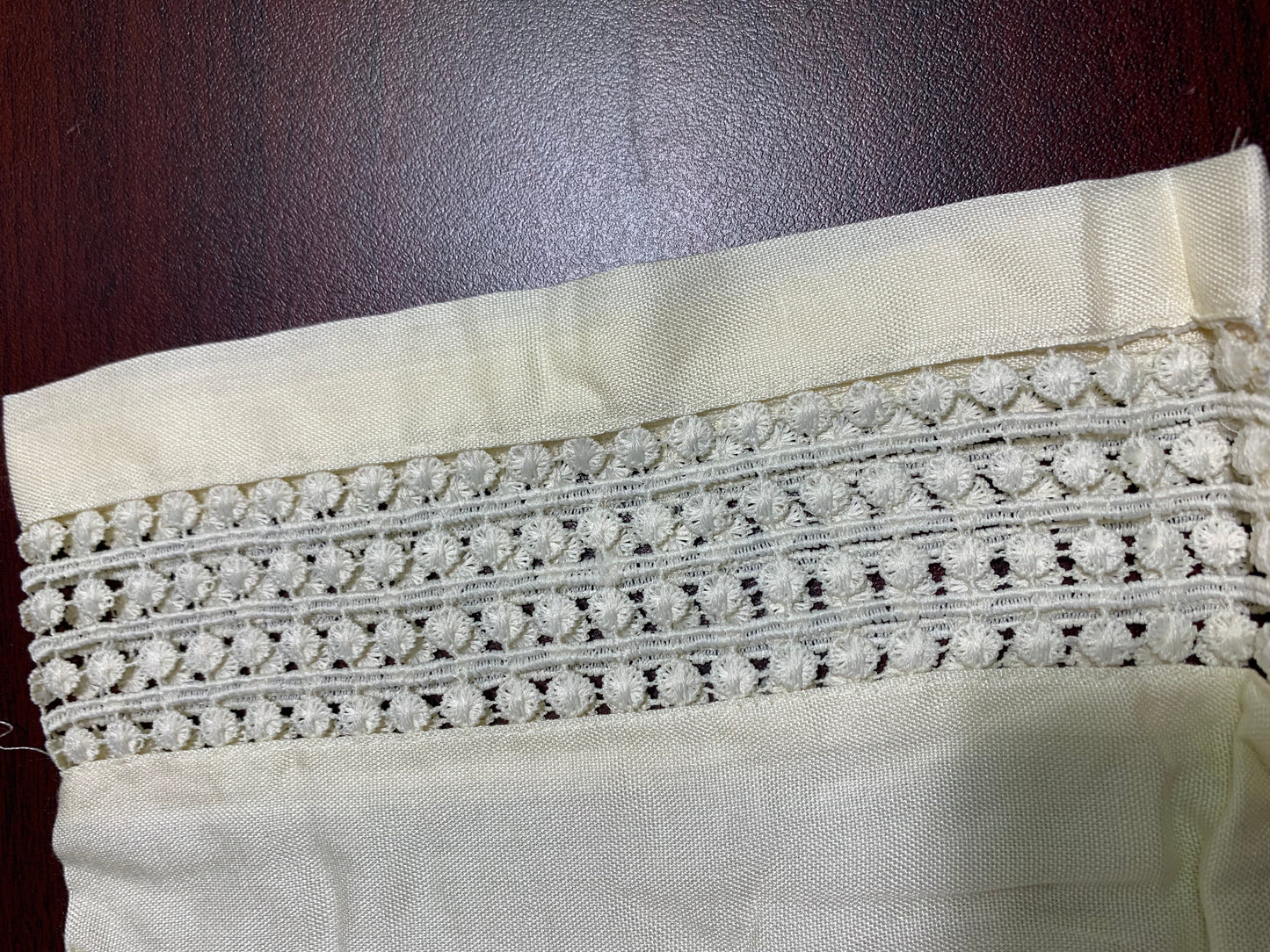 Pencil pant in cream colour