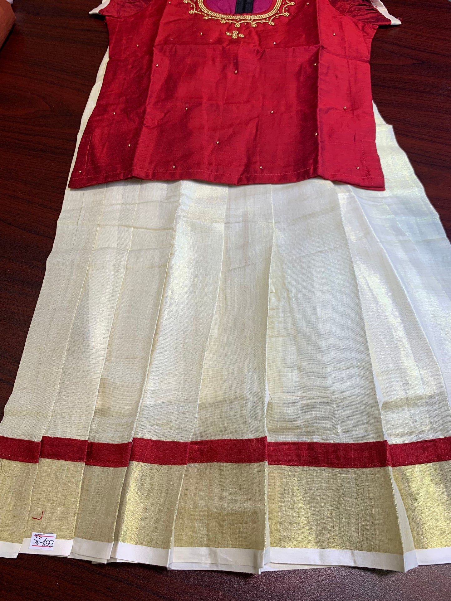 Girls Kerala lad I border skirt with cotton silk skirt and blouse