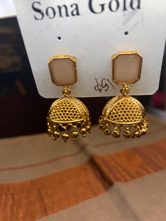 Light gold Aton jhumka earring