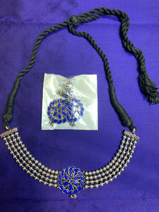 Dark blue oxidized silver choker with earrings