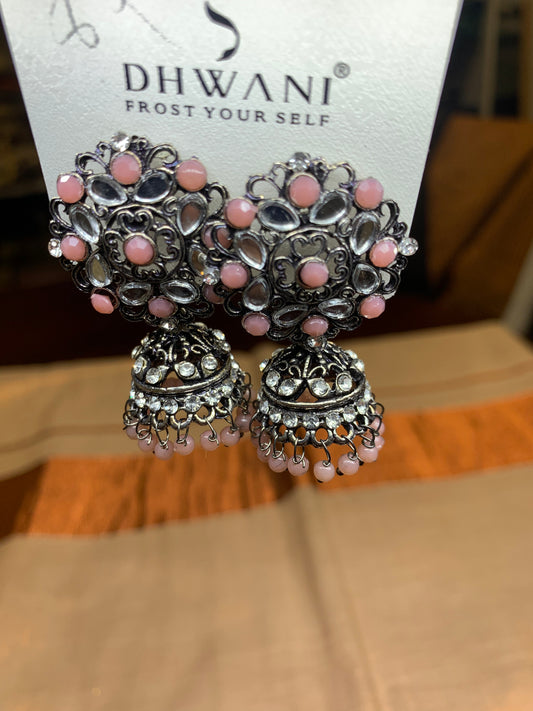 Light pink pearl and crystal jhumka earring