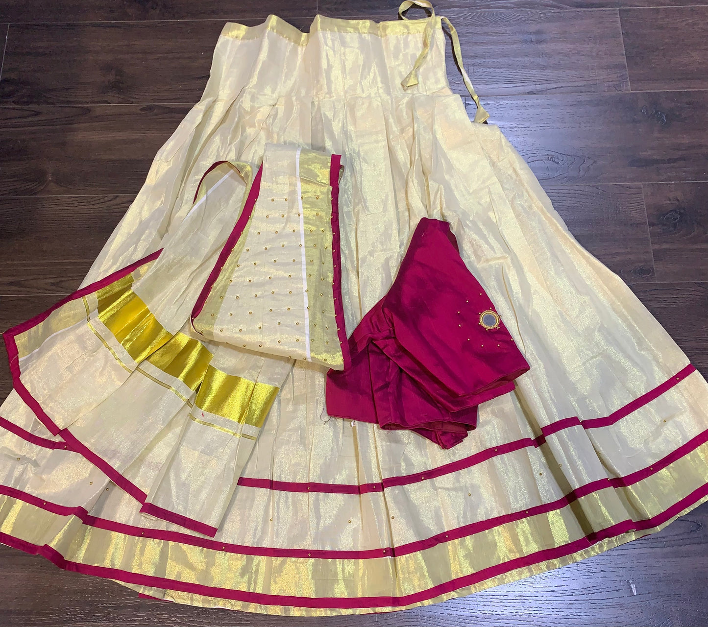 Kerala traditional  ready made davani set