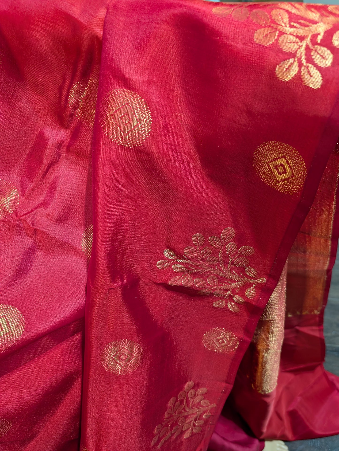 Red pure kanjeepuram silk saree