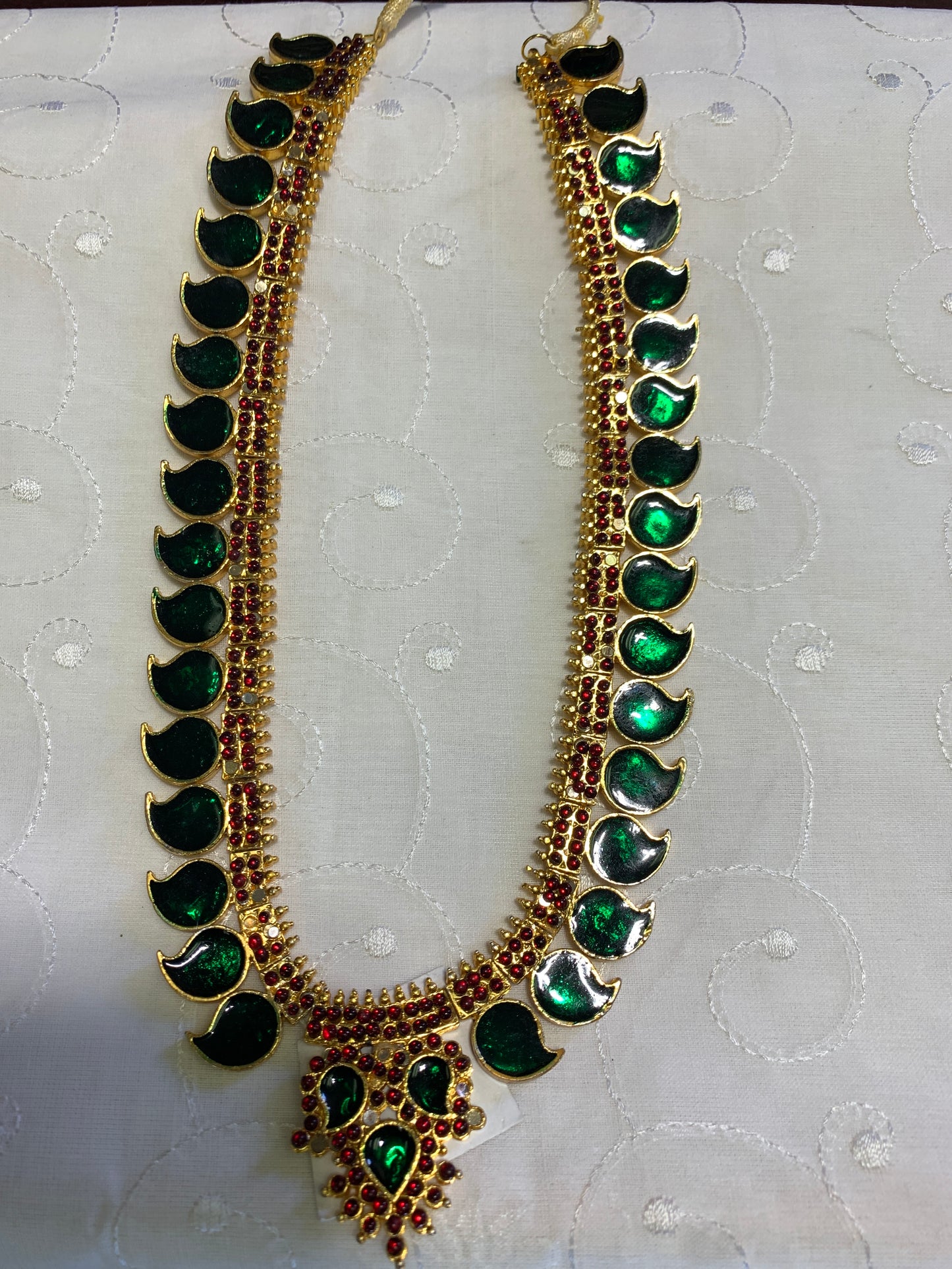 Gold palakka necklace